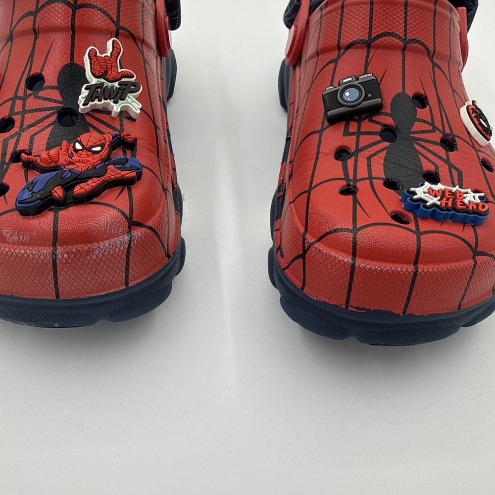 Crocs Marvel Spider-Man All-Terrain Clogs Unisex Big Kids Size J4 Adjustable - Picture 2 of 6